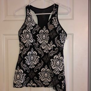 Workout tank top